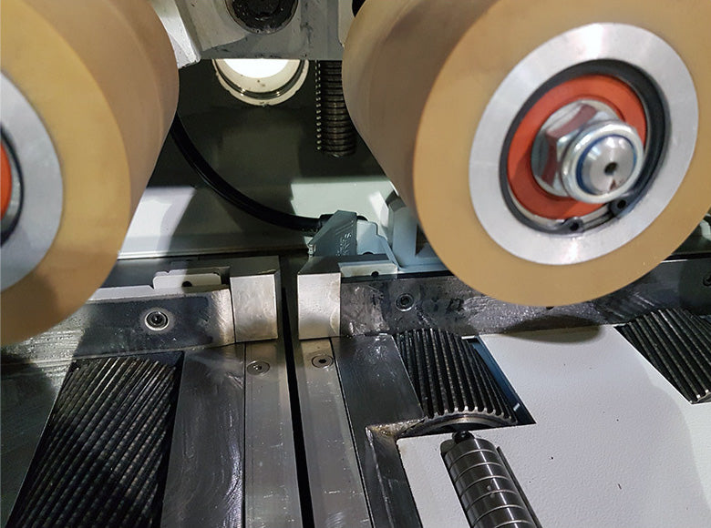 Cantek CFS100 Automatic Defect Cutoff Chop Saw