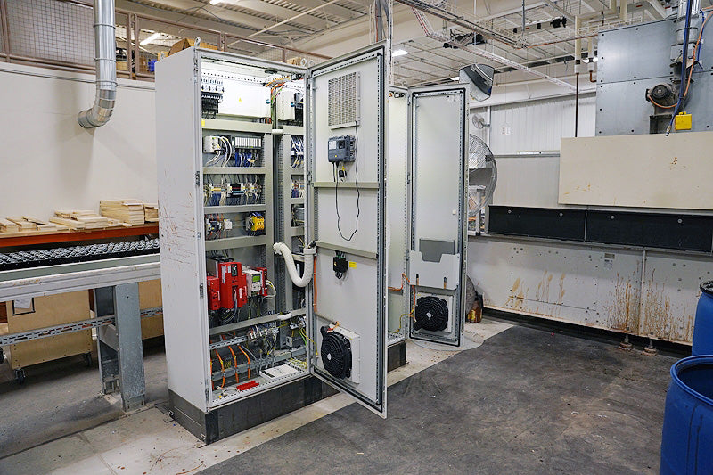 Used VENJAKOB "VENFLOW" STAINING LINE AND FLOW COATING MACHINE (2015)