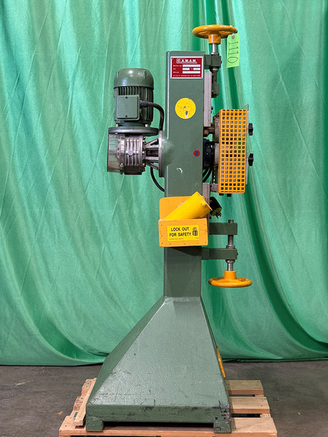 Used C.A.M.A.M. Stick Knurler