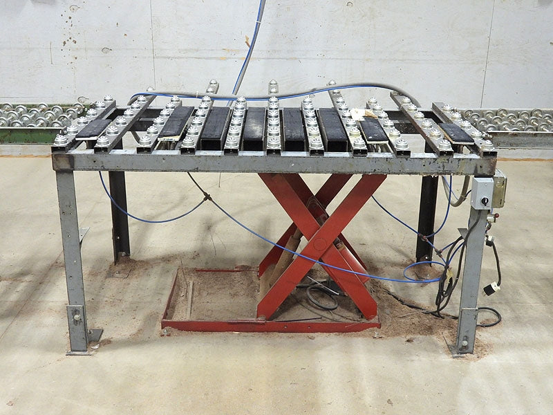 Used Roller Skate Conveyor and Scissor Lift