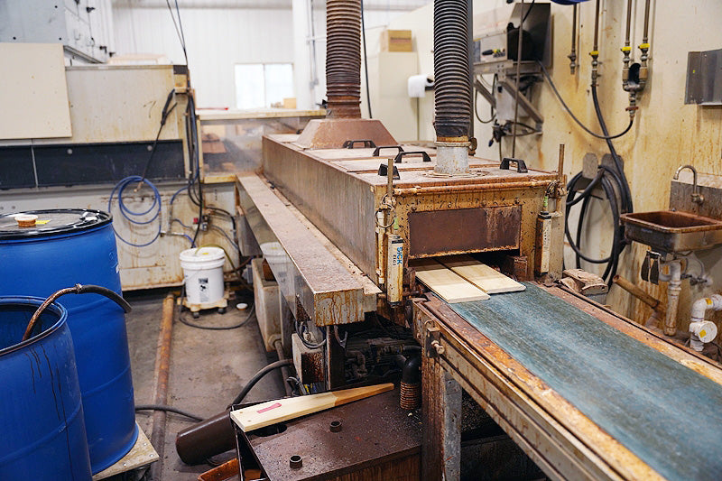 Used VENJAKOB "VENFLOW" STAINING LINE AND FLOW COATING MACHINE (2015)