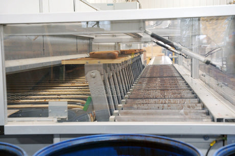 Used VENJAKOB "VENFLOW" STAINING LINE AND FLOW COATING MACHINE (2015)