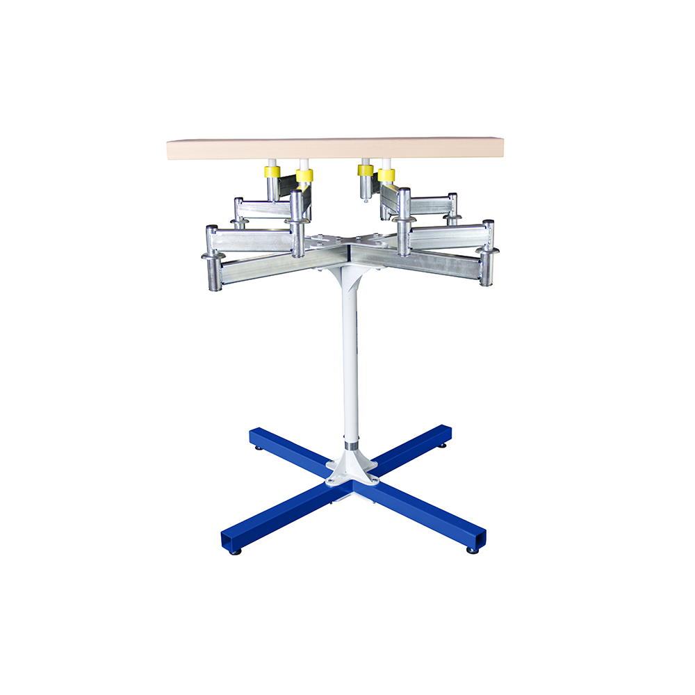 Rehnen Lacky Spray Table